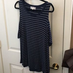 FINAL MARKDOWN Pink republic cold shoulder top large